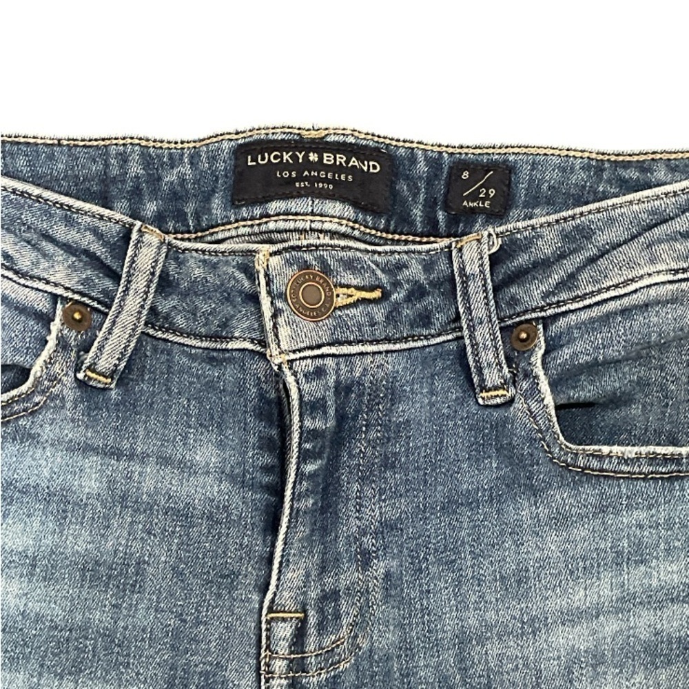 Lucky Brand Low rise Skinny Lolita  Classic Blue Denim Jeans Size 8/29 Ankle - Picture 2 of 5